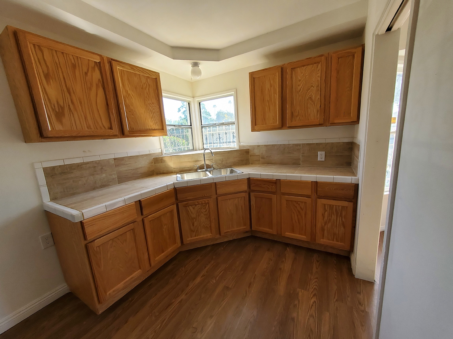 Elfyer - Los Angeles, CA House - For Sale