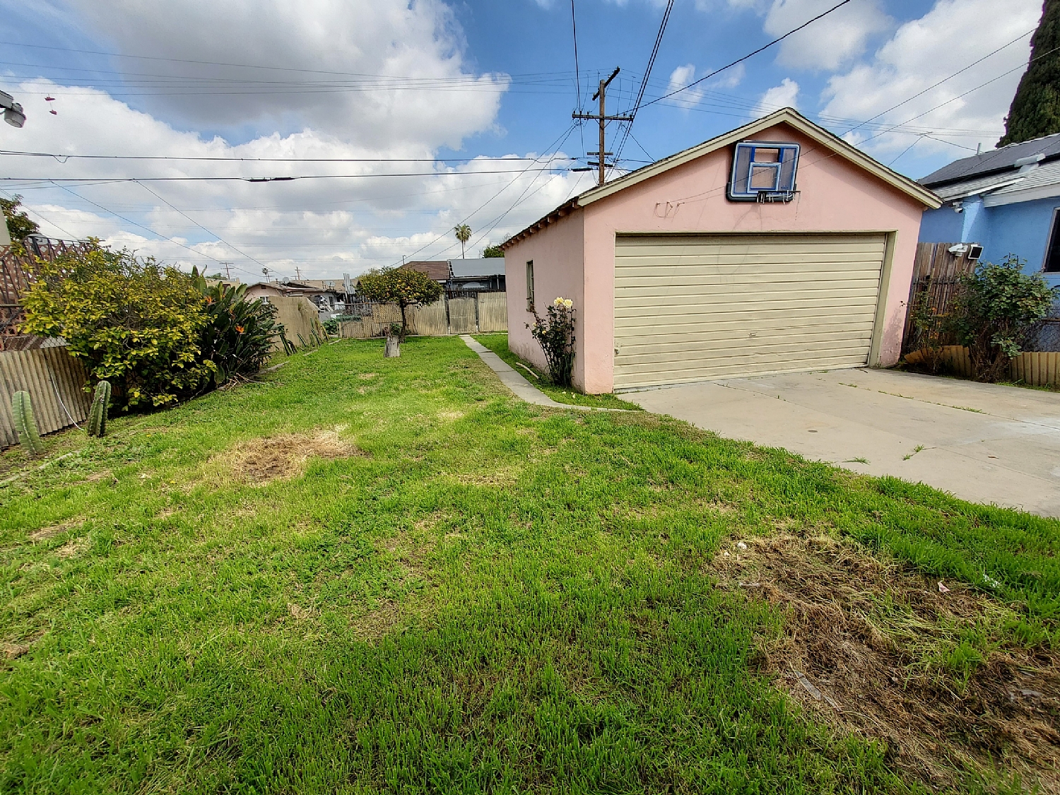 Elfyer - Los Angeles, CA House - For Sale