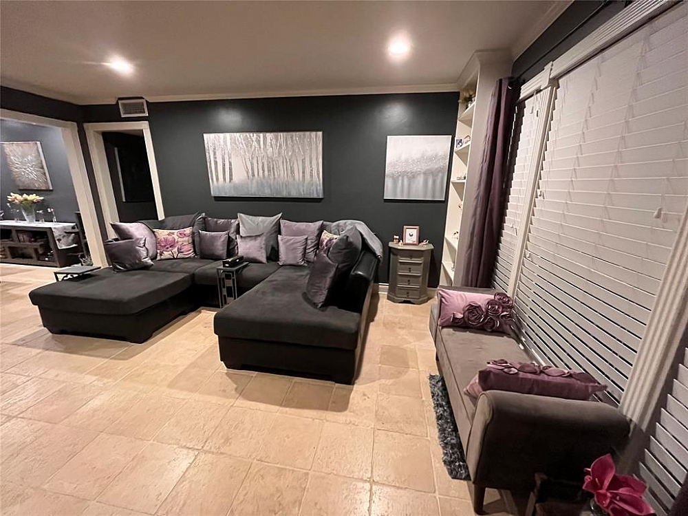 Elfyer - Houston, TX House - For Sale