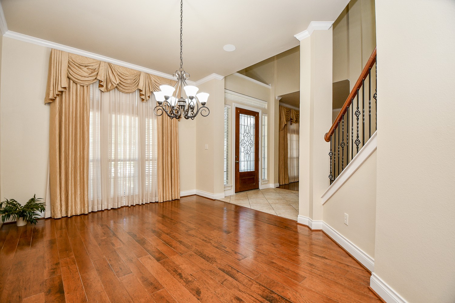 Elfyer - Houston, TX House - For Sale