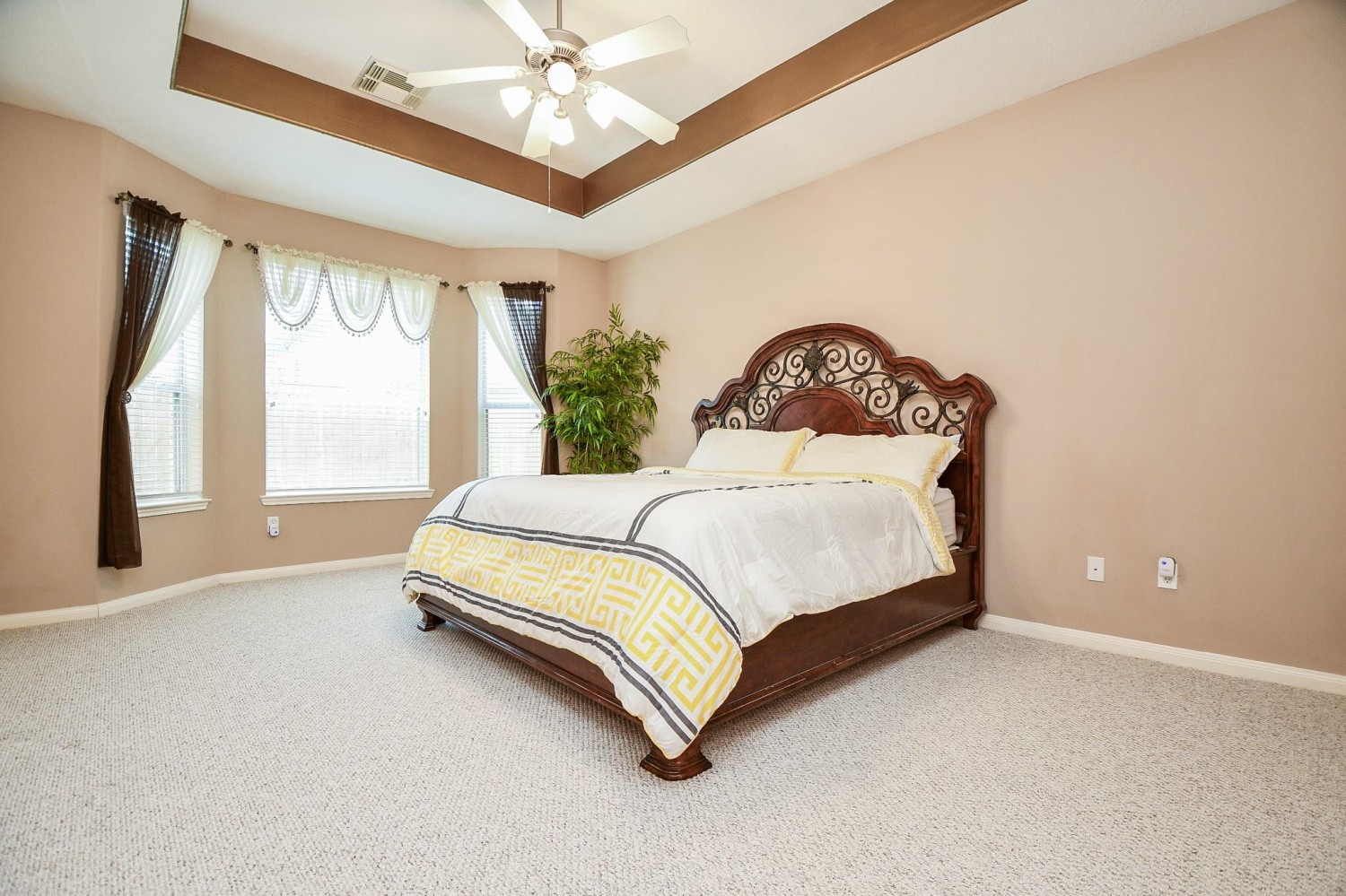 Elfyer - Houston, TX House - For Sale