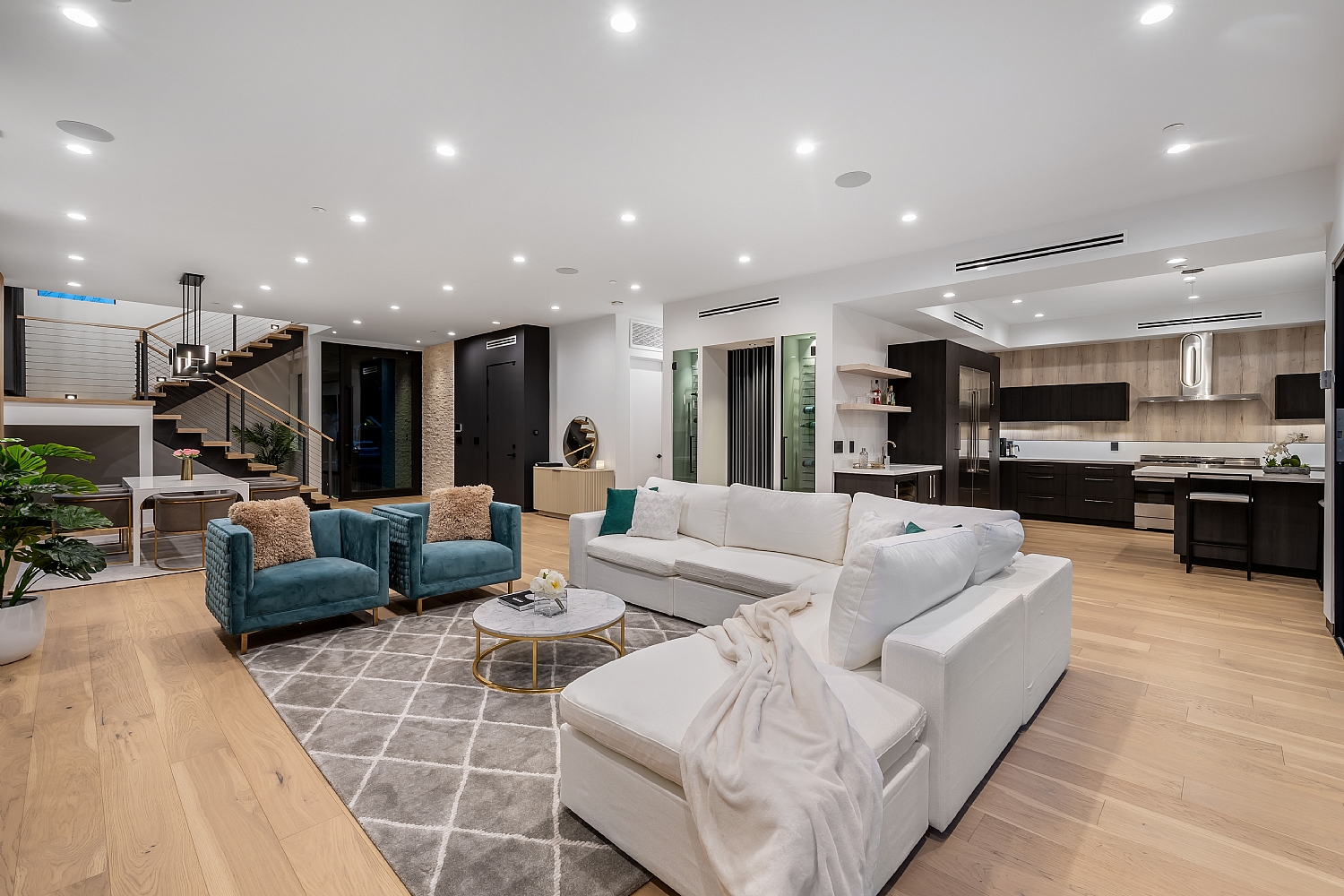 Elfyer - Studio City, CA House - For Sale