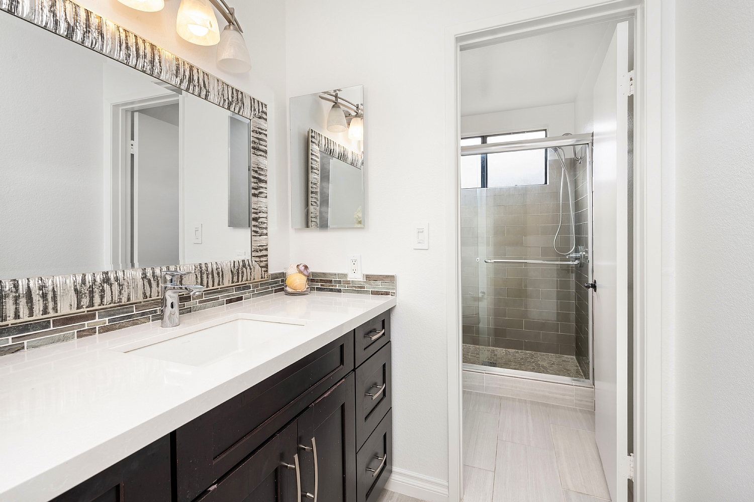 Elfyer - Woodland Hills, CA House - For Sale