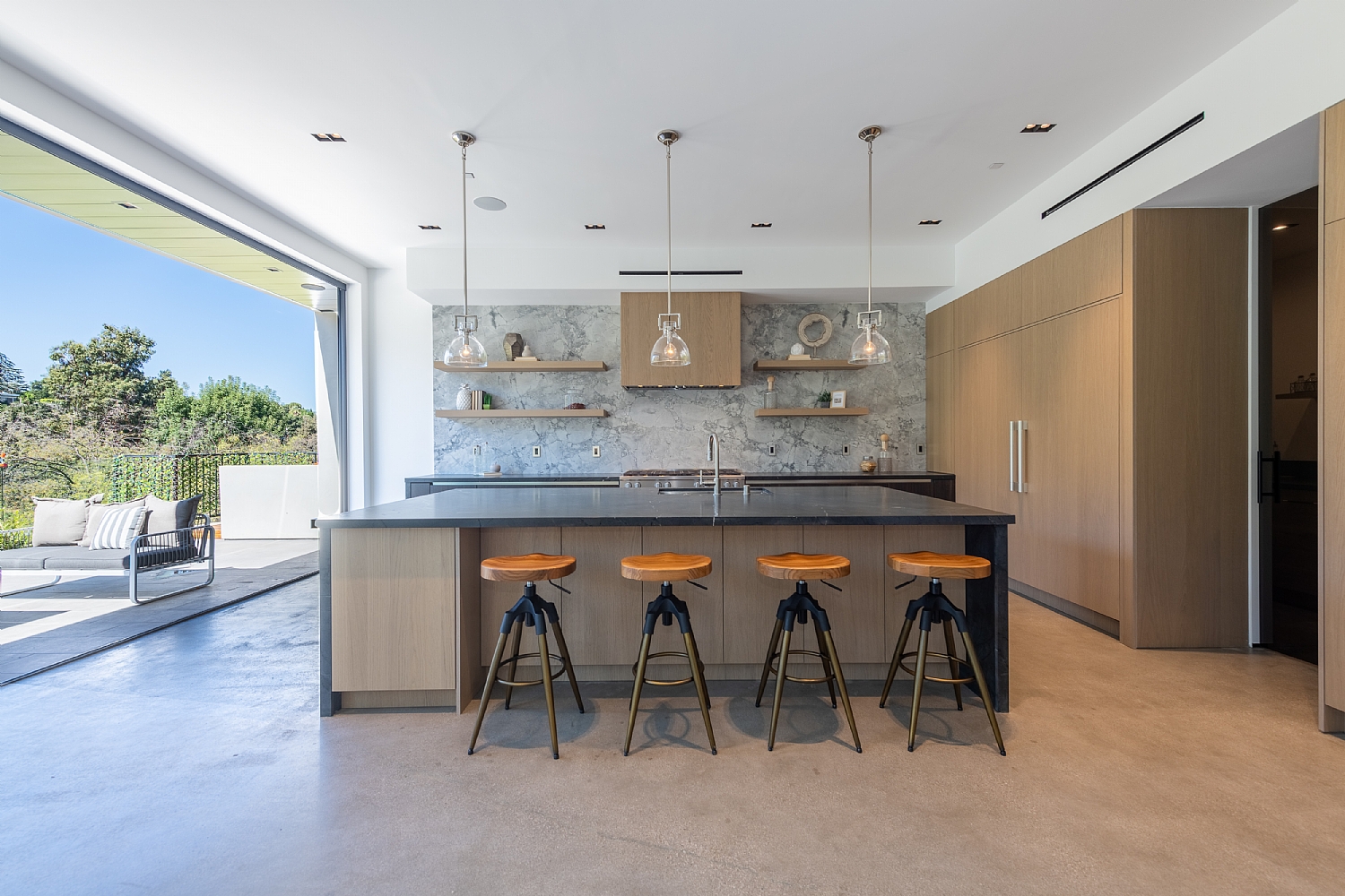 Elfyer - Sherman Oaks, CA House - For Sale