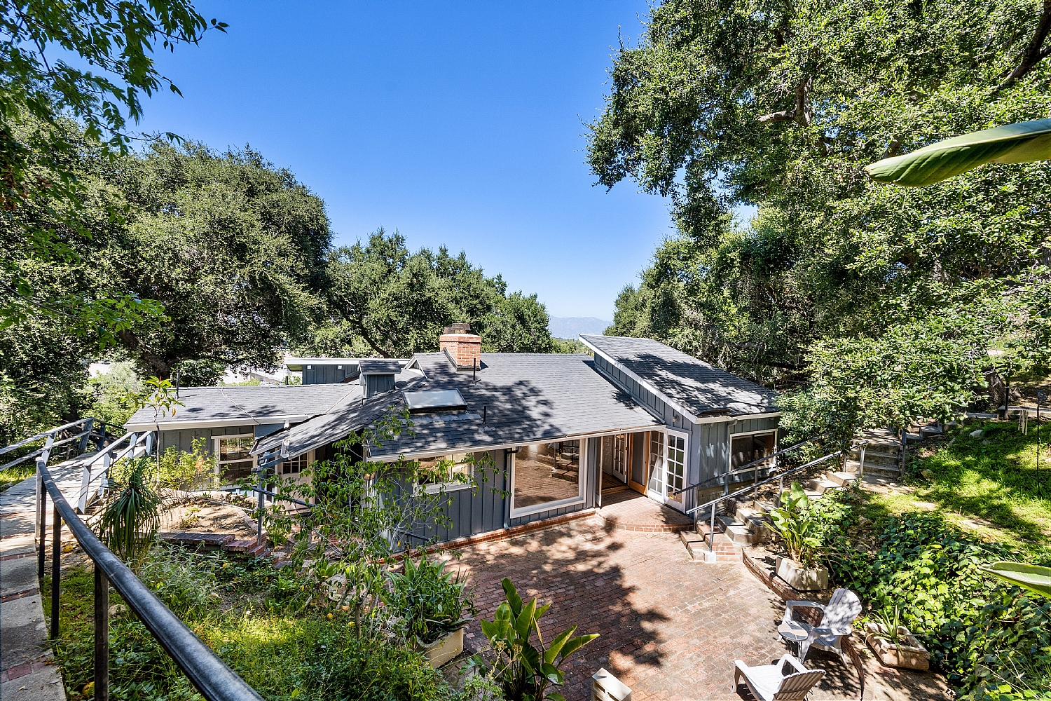 11765 Laurelwood Drive,