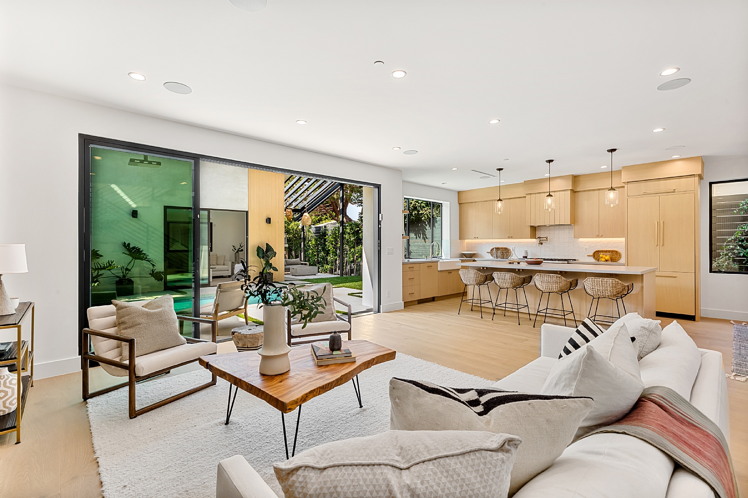 Elfyer - Los Angeles, CA House - For Sale