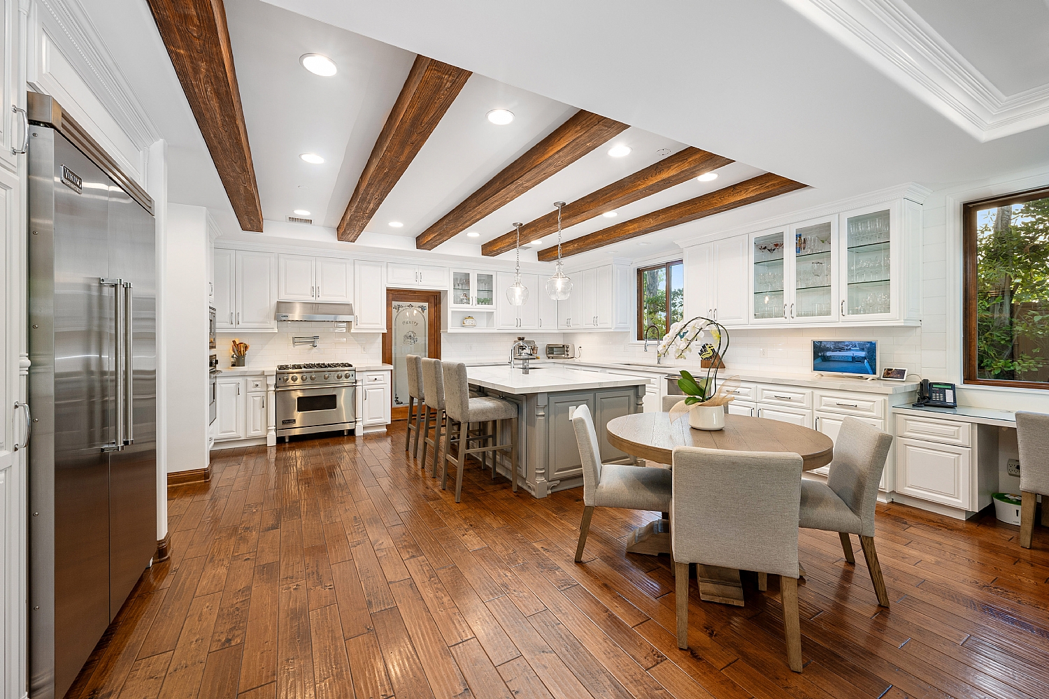 Elfyer - Sherman Oaks, CA House - For Sale