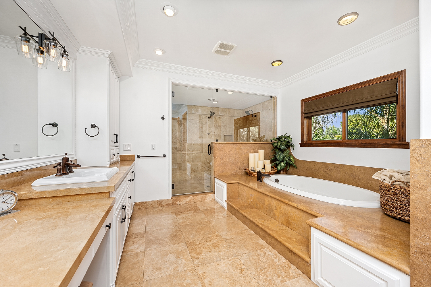 Elfyer - Sherman Oaks, CA House - For Sale