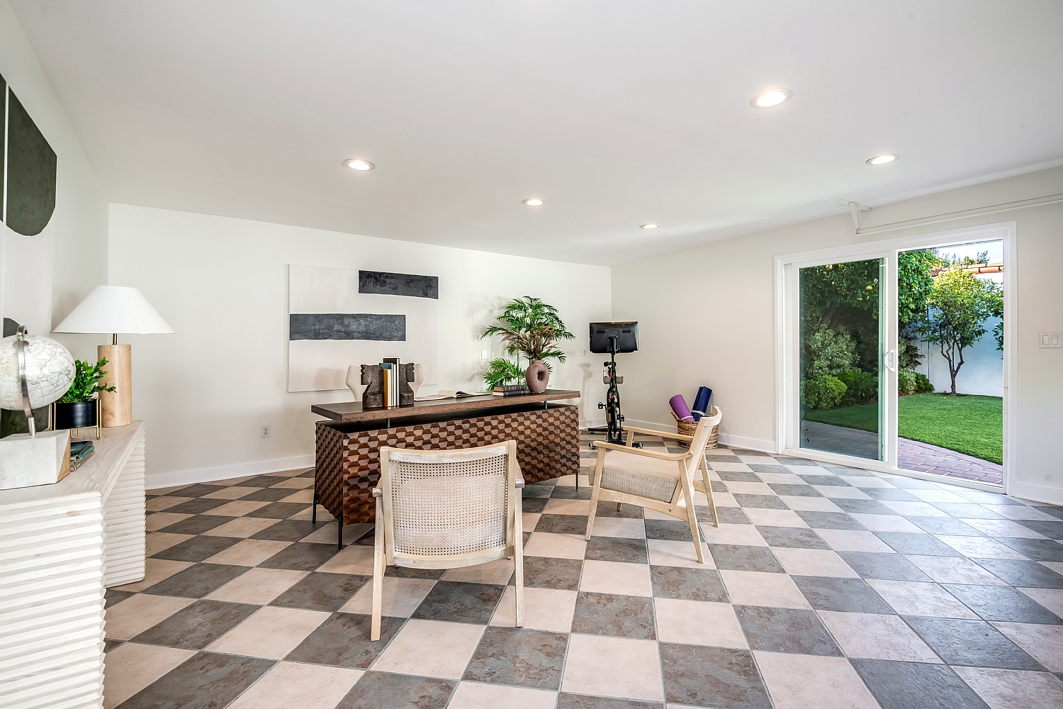 Elfyer - Los Angeles, CA House - For Sale