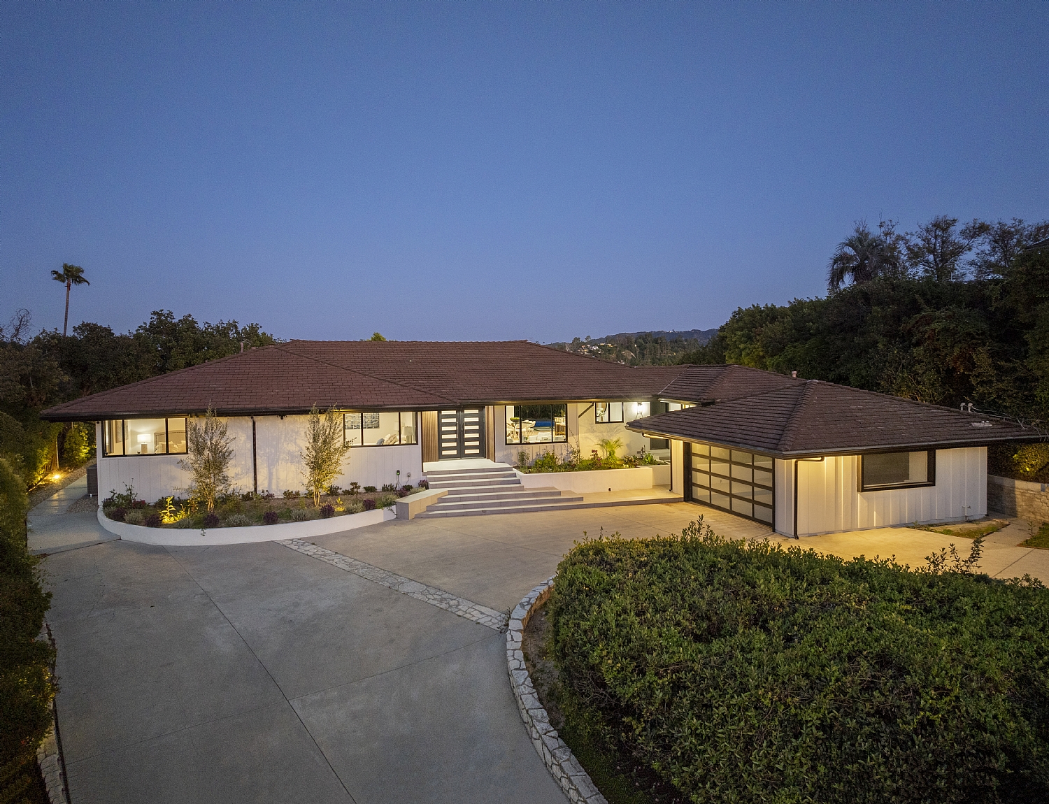 Elfyer - Tarzana, CA House - For Sale