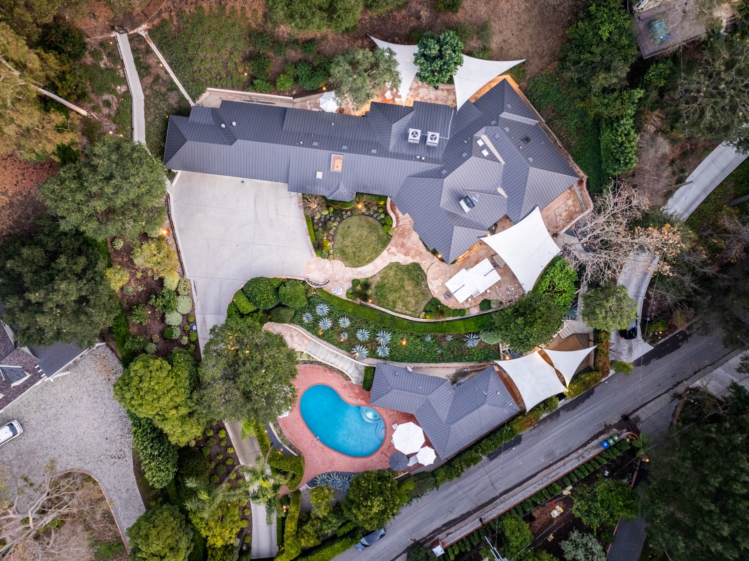 Elfyer - Sherman Oaks, CA House - For Sale