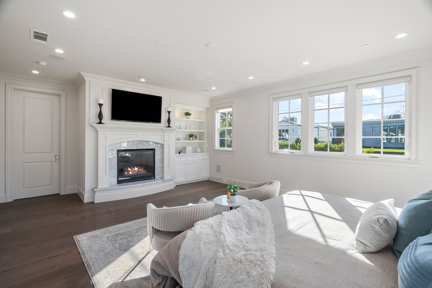 Elfyer - Studio City, CA House - For Sale