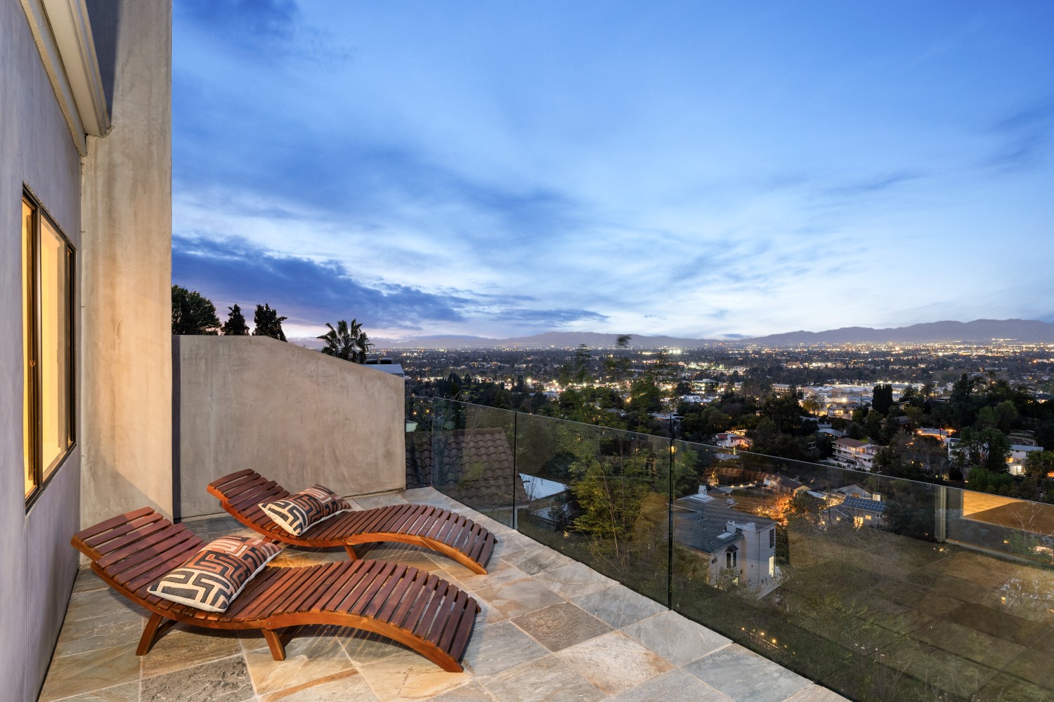 Elfyer - Studio City, CA House - For Sale