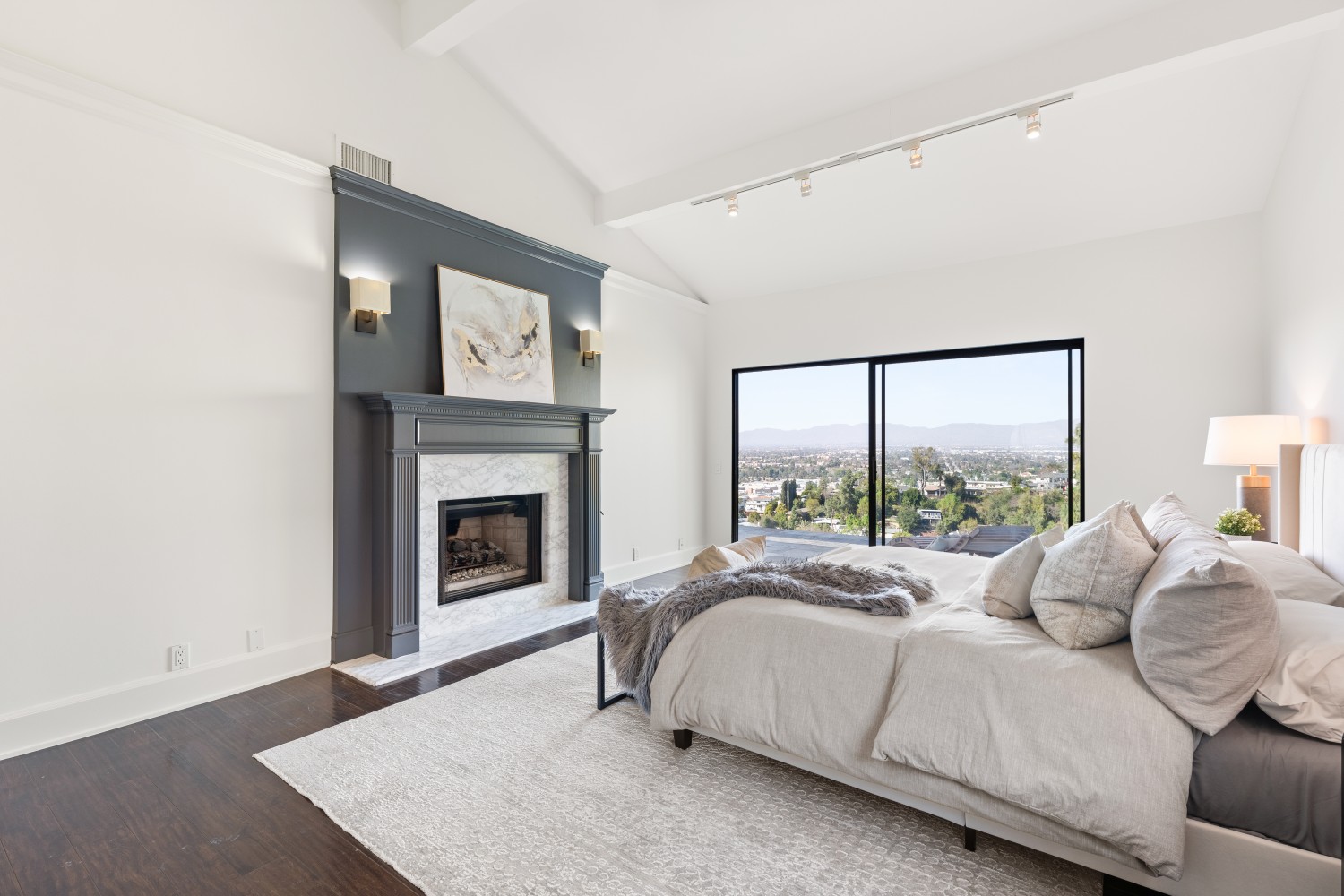 Elfyer - Studio City, CA House - For Sale