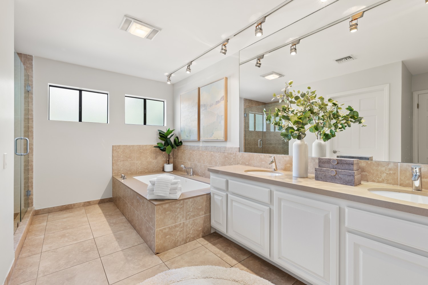 Elfyer - Studio City, CA House - For Sale