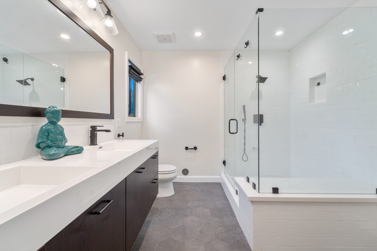 Elfyer - Tarzana, CA House - For Sale