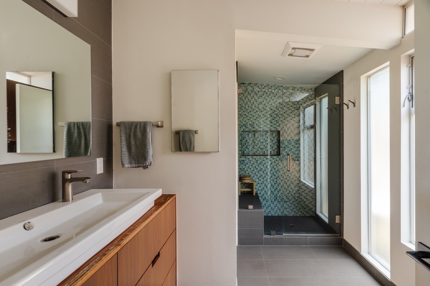 Elfyer - Sherman Oaks, CA House - For Sale