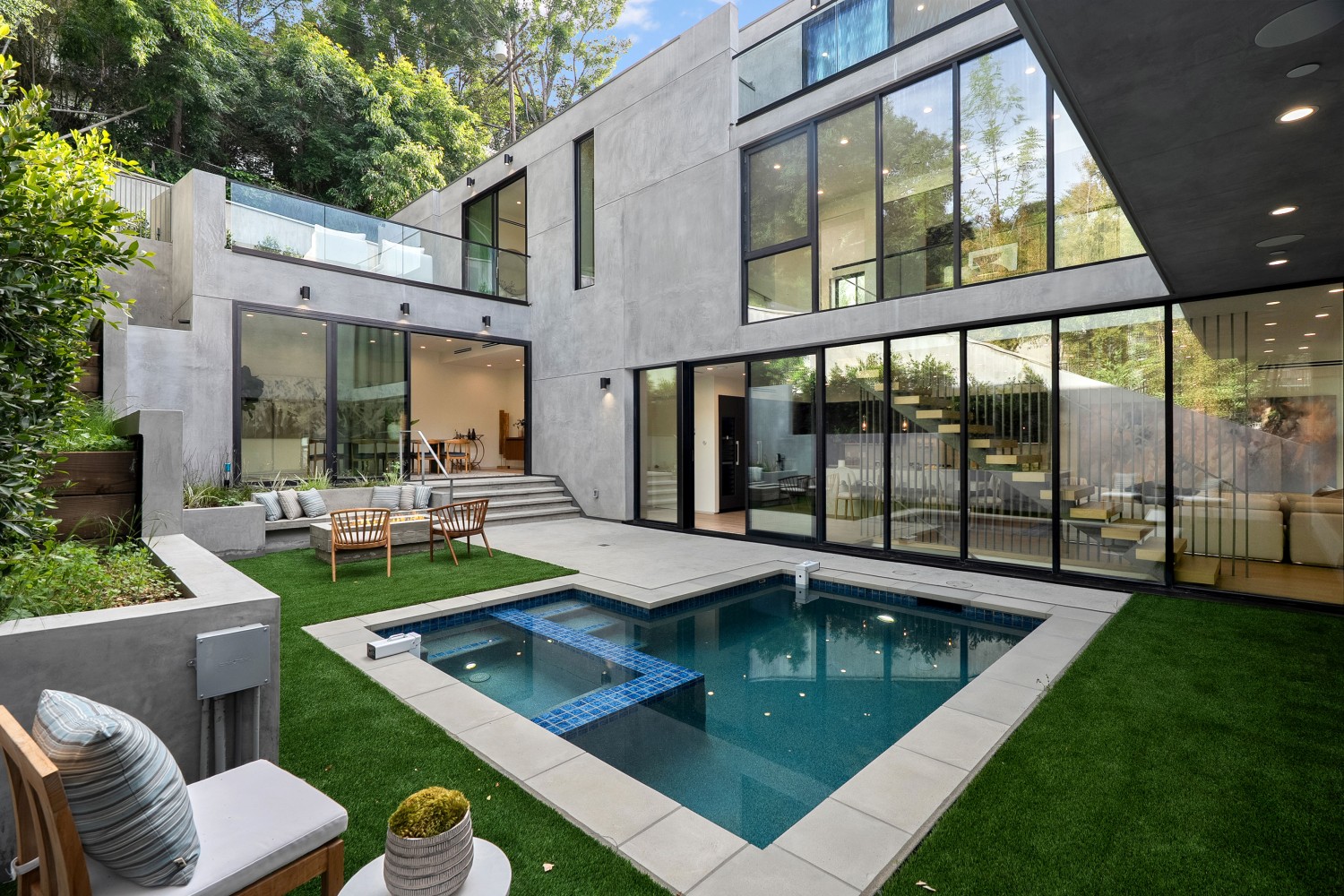 Elfyer - Studio City, CA House - For Sale