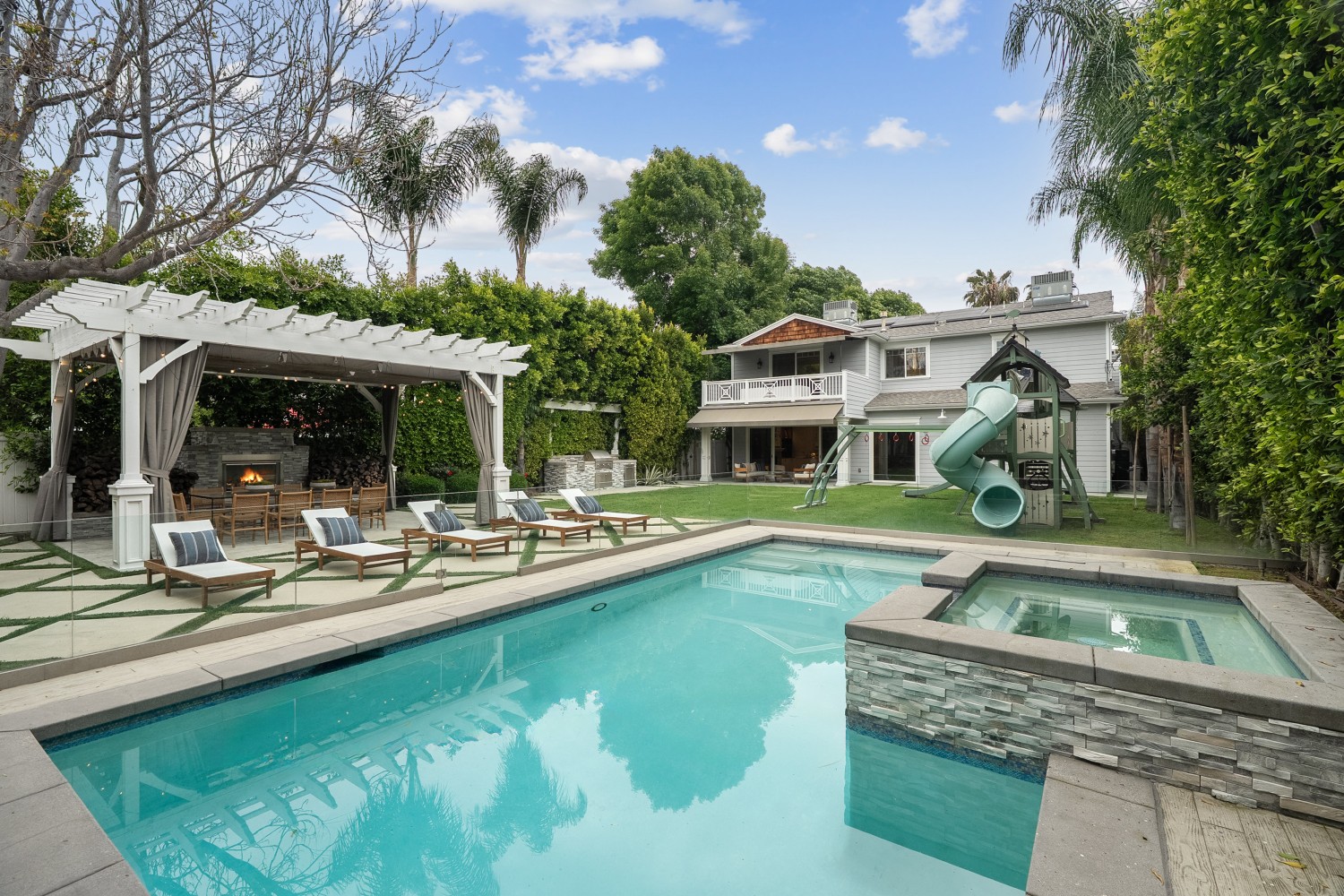 Elfyer - Sherman Oaks, CA House - For Sale