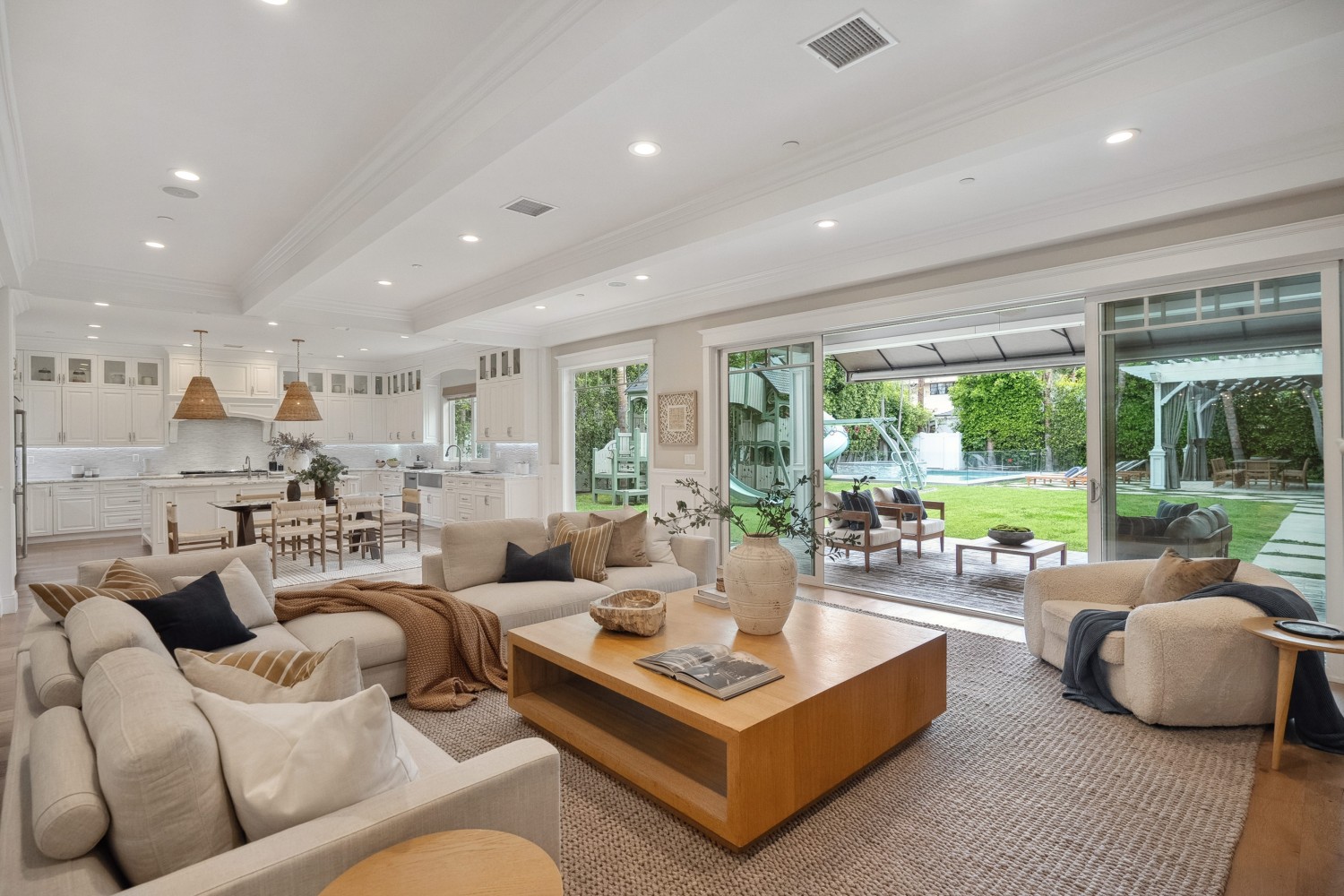 Elfyer - Sherman Oaks, CA House - For Sale