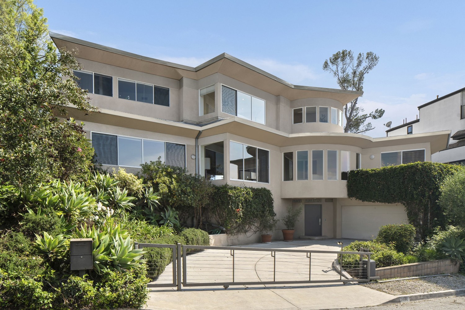 Elfyer - Studio City, CA House - For Sale