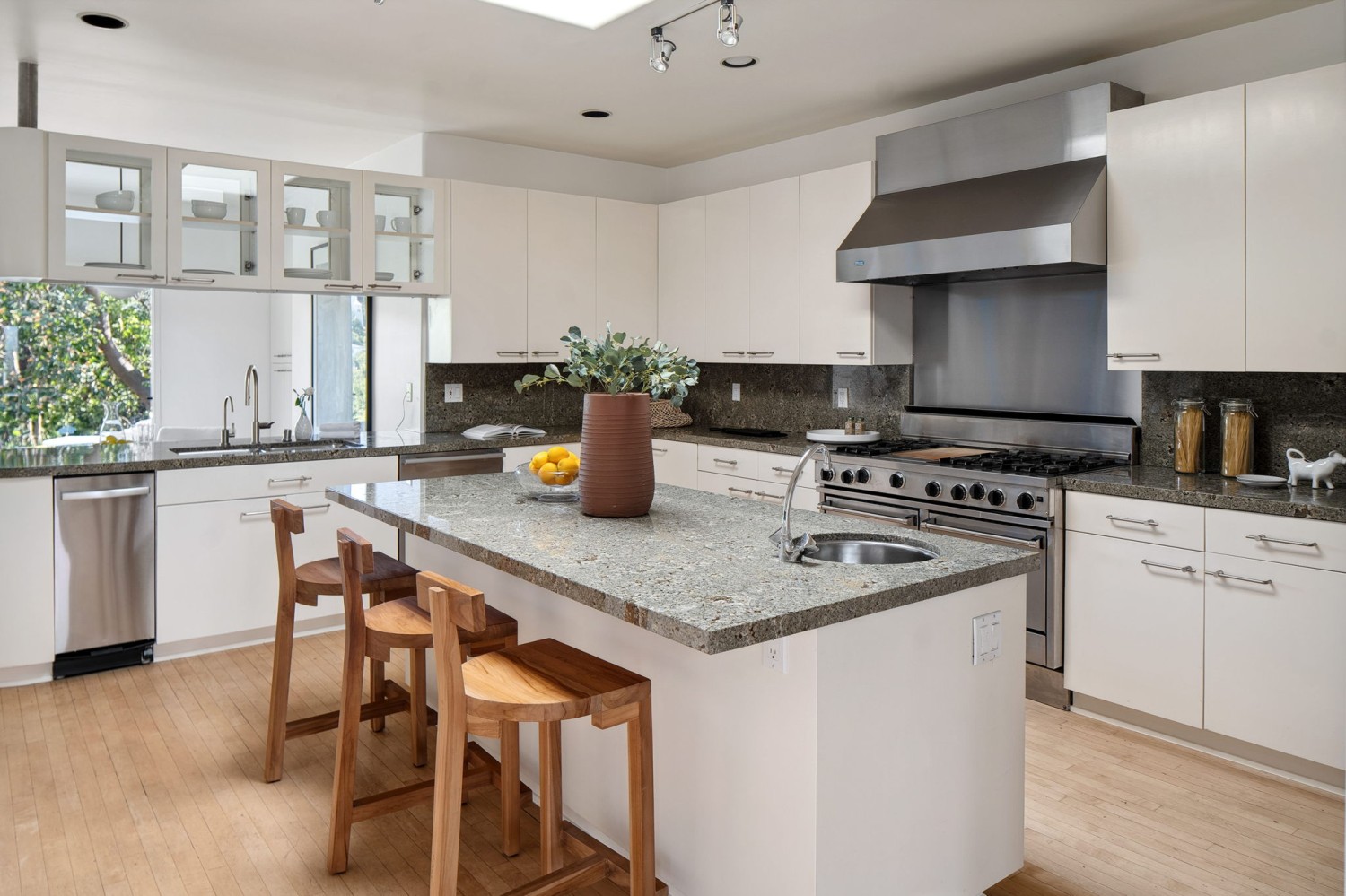 Elfyer - Studio City, CA House - For Sale