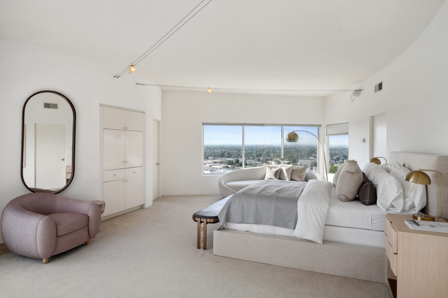 Elfyer - Studio City, CA House - For Sale