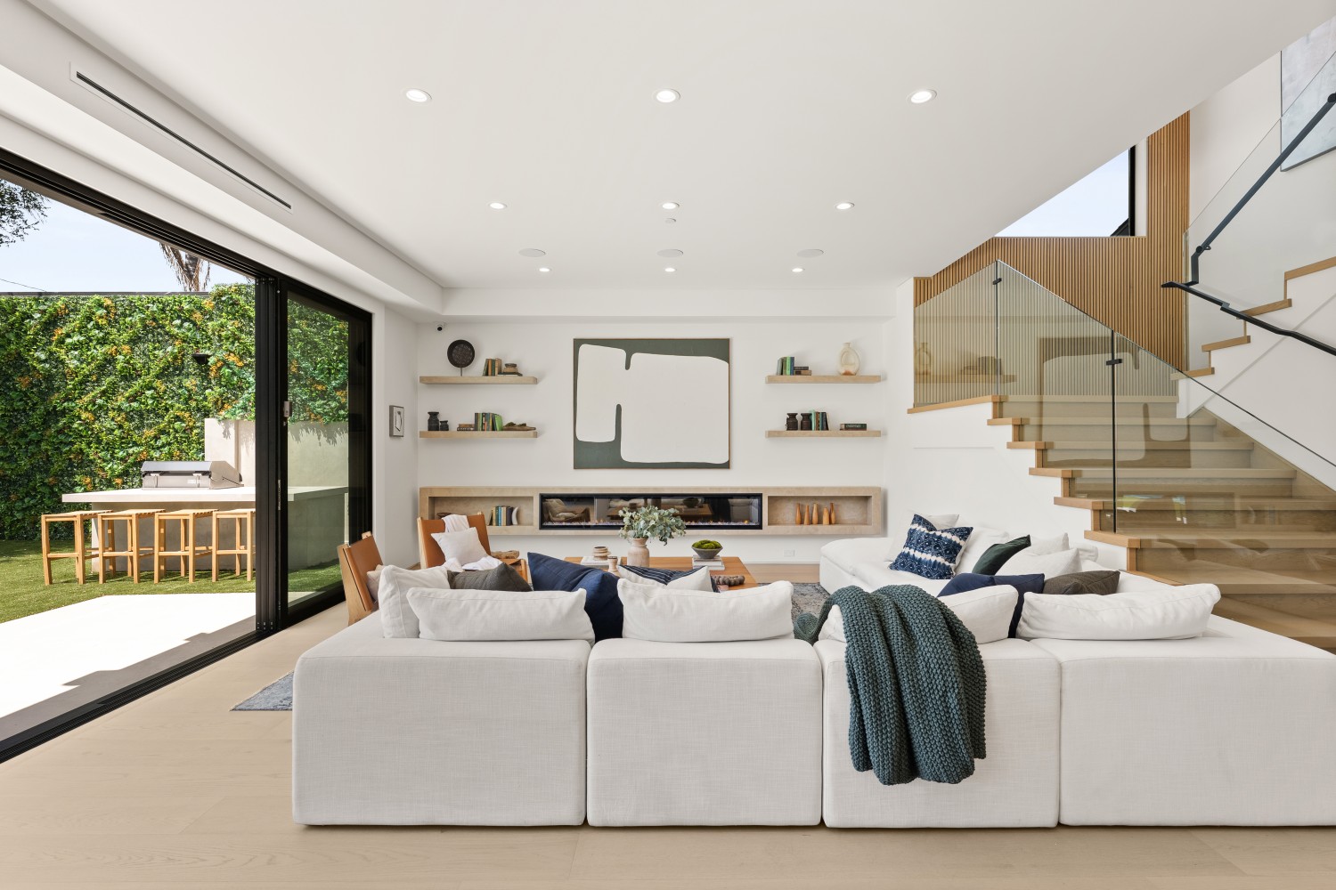 Elfyer - Sherman Oaks, CA House - For Sale