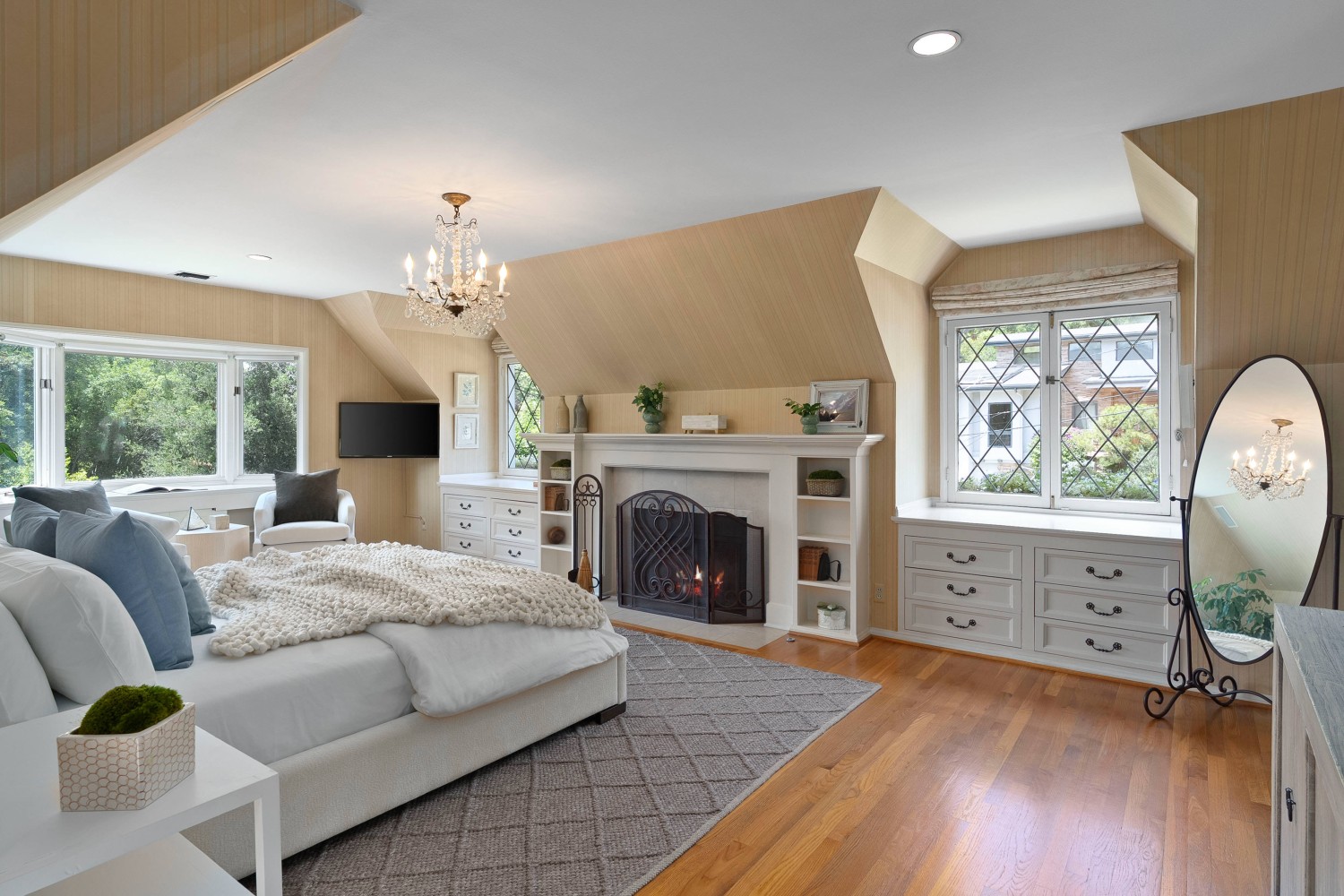 Elfyer - Studio City, CA House - For Sale
