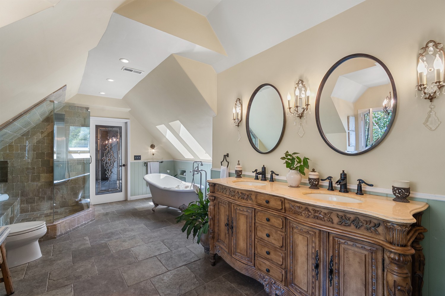 Elfyer - Studio City, CA House - For Sale