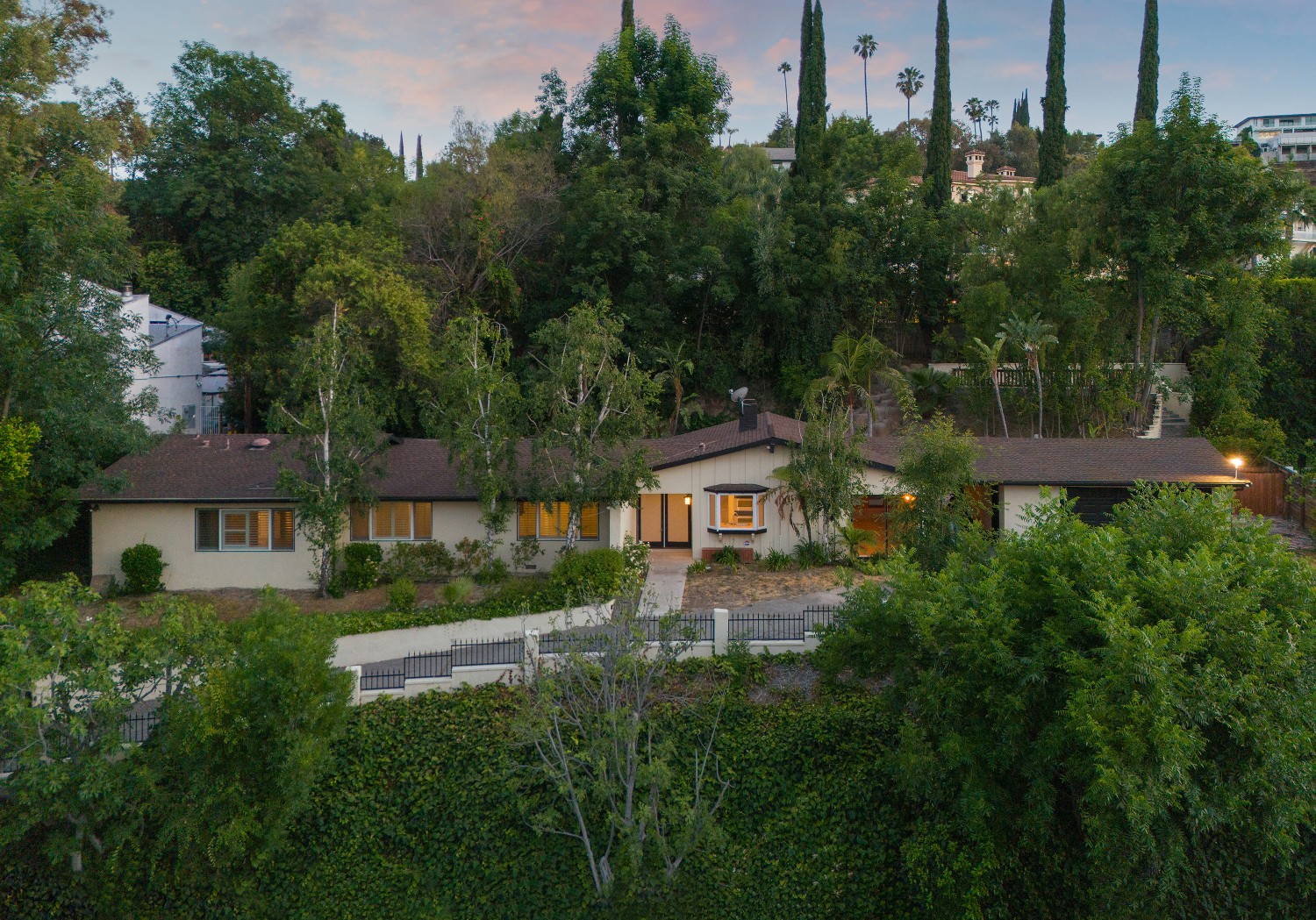 Elfyer - Tarzana, CA House - For Sale