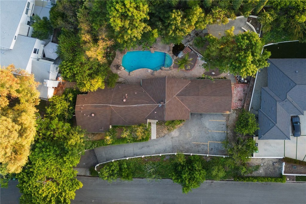 Elfyer - Tarzana, CA House - For Sale