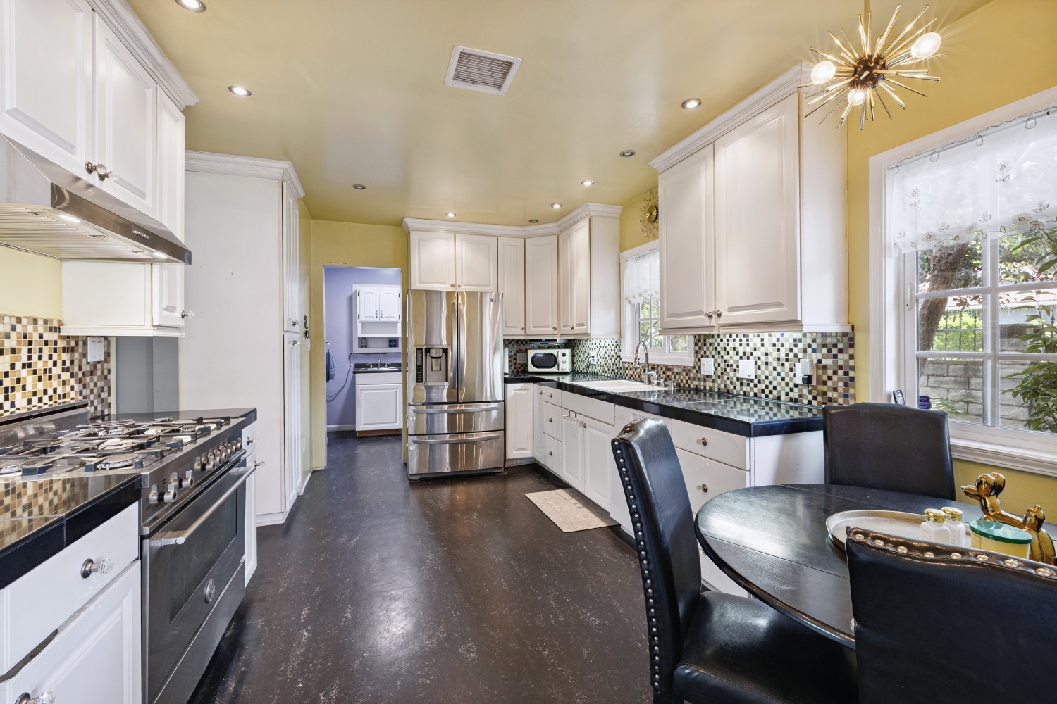 Elfyer - Woodland Hills, CA House - For Sale