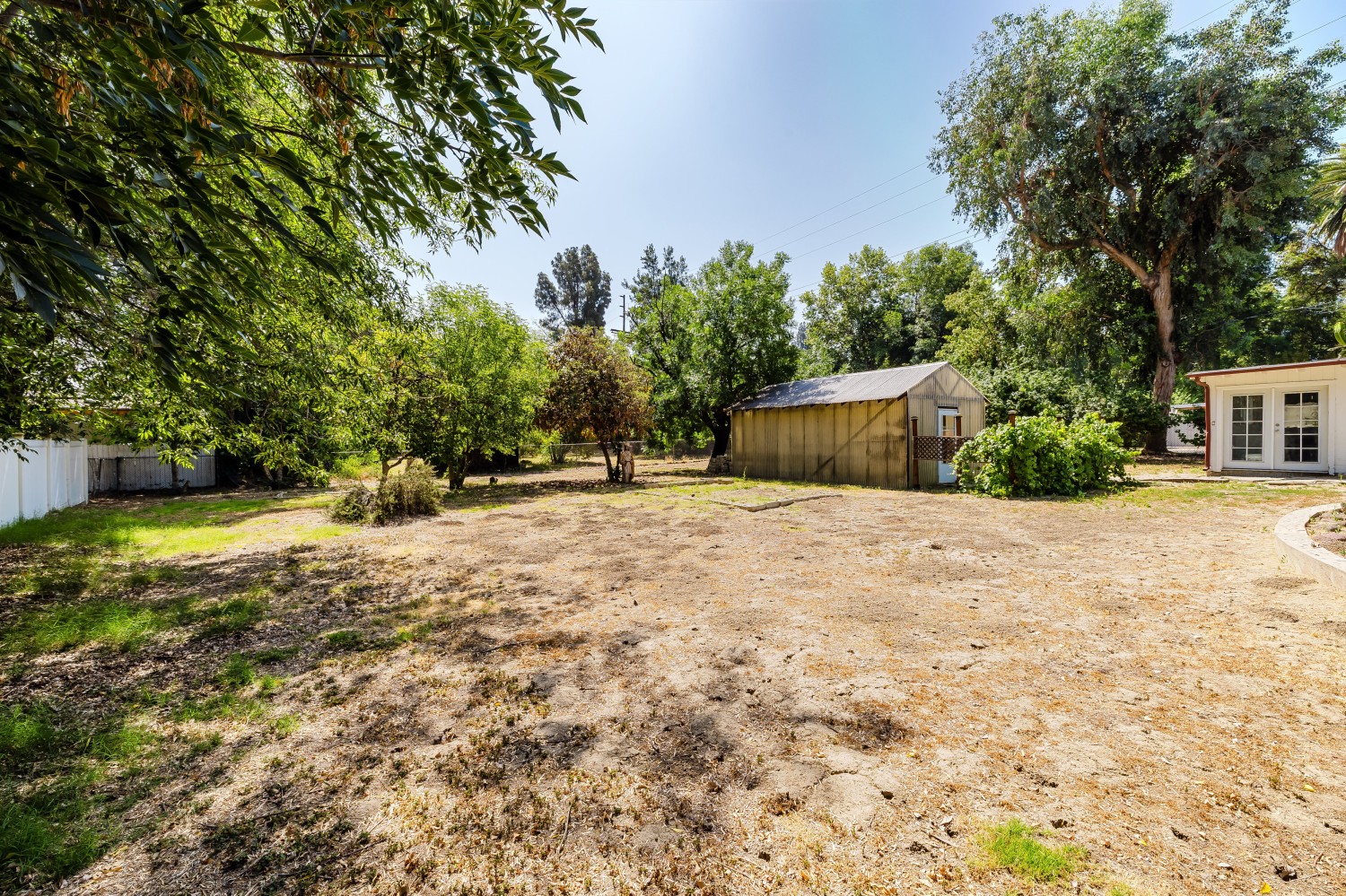 Elfyer - Woodland Hills, CA House - For Sale