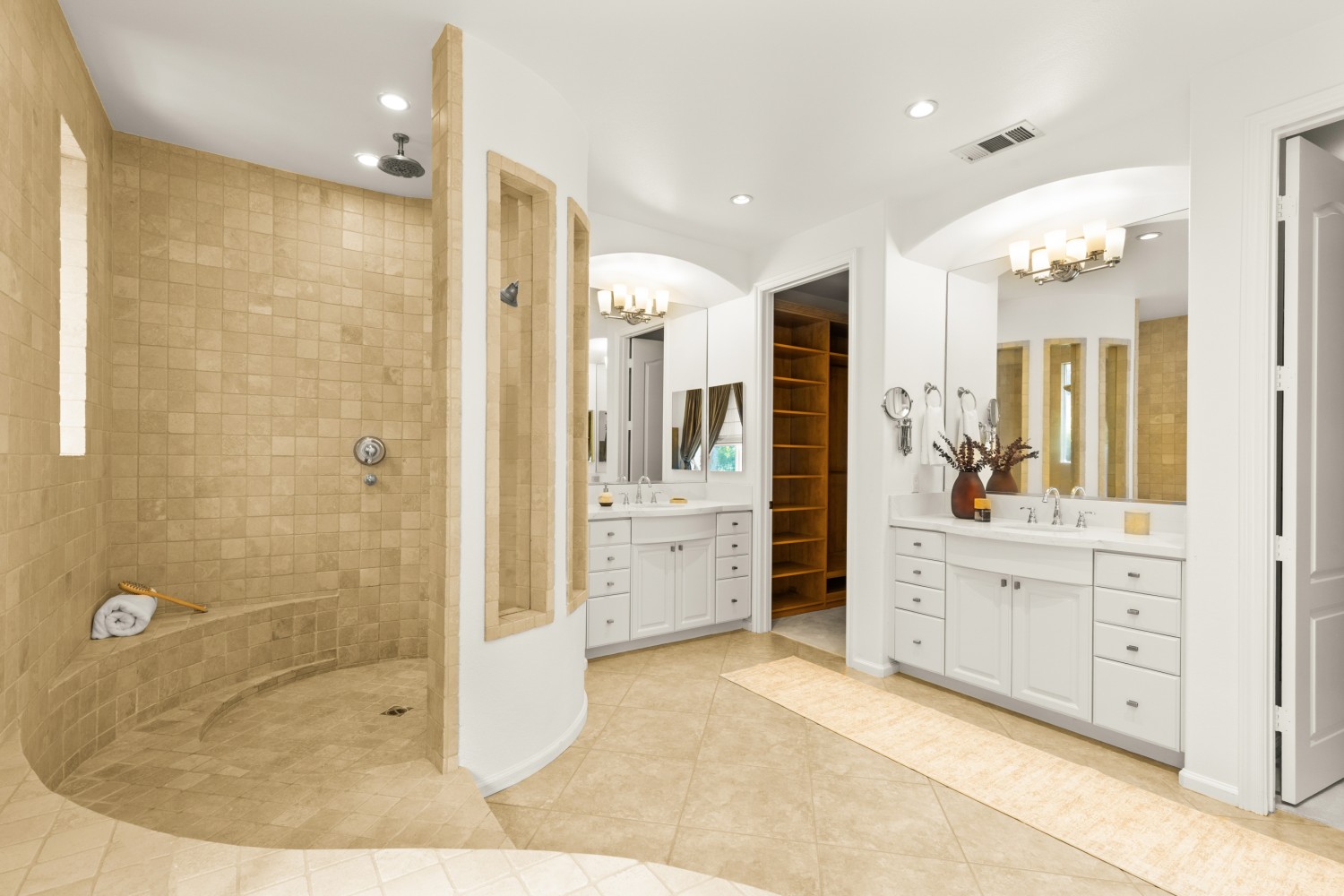 Elfyer - Los Angeles, CA House - For Sale