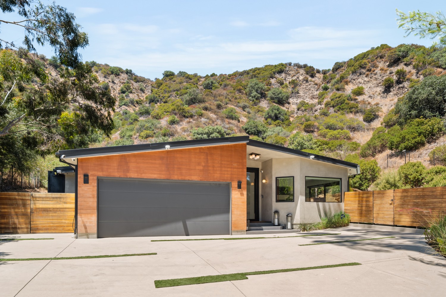 Elfyer - Encino, CA House - For Sale