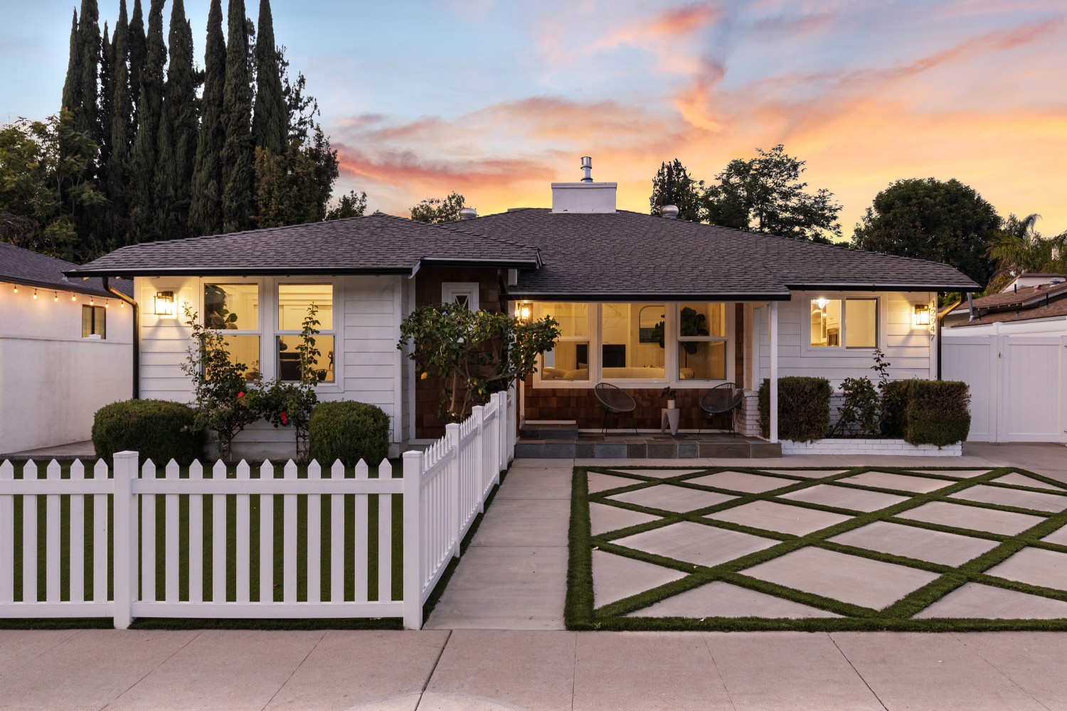 Elfyer - Sherman Oaks, CA House - For Sale