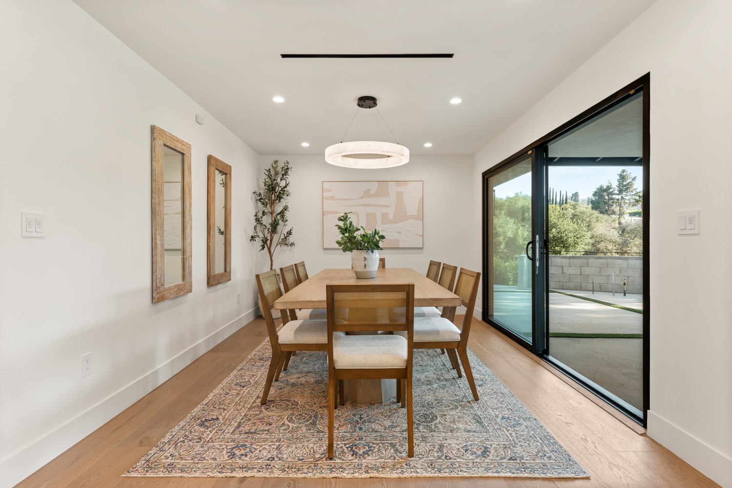 Elfyer - Encino, CA House - For Sale