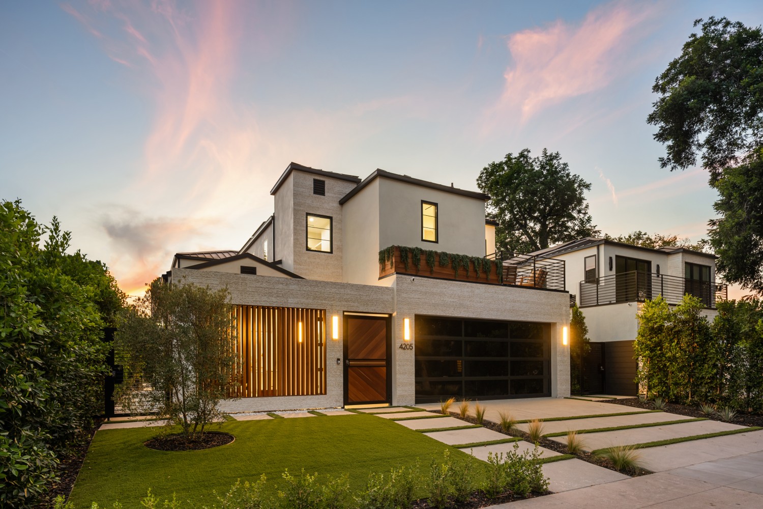 Elfyer - Studio City, CA House - For Sale