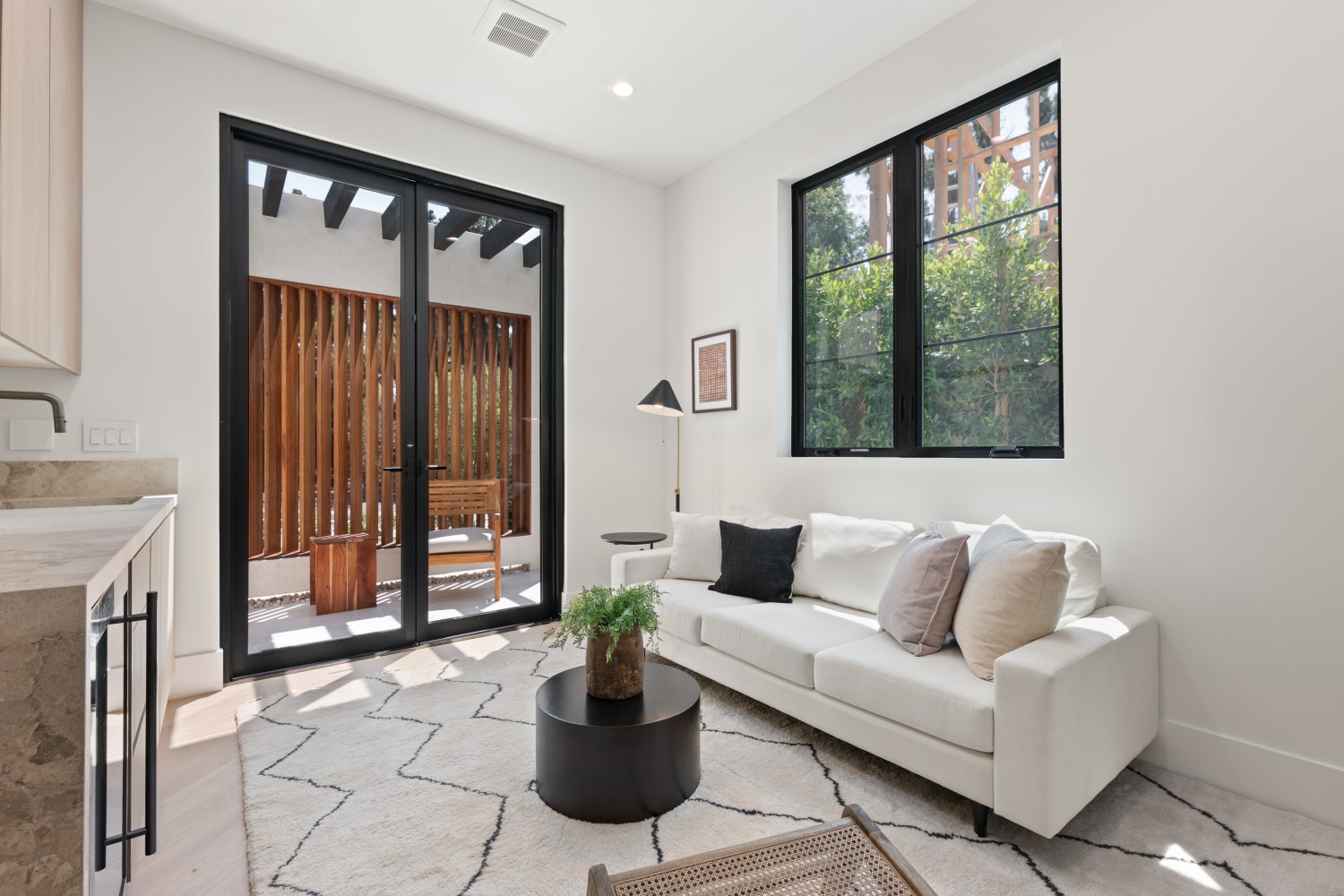 Elfyer - Studio City, CA House - For Sale