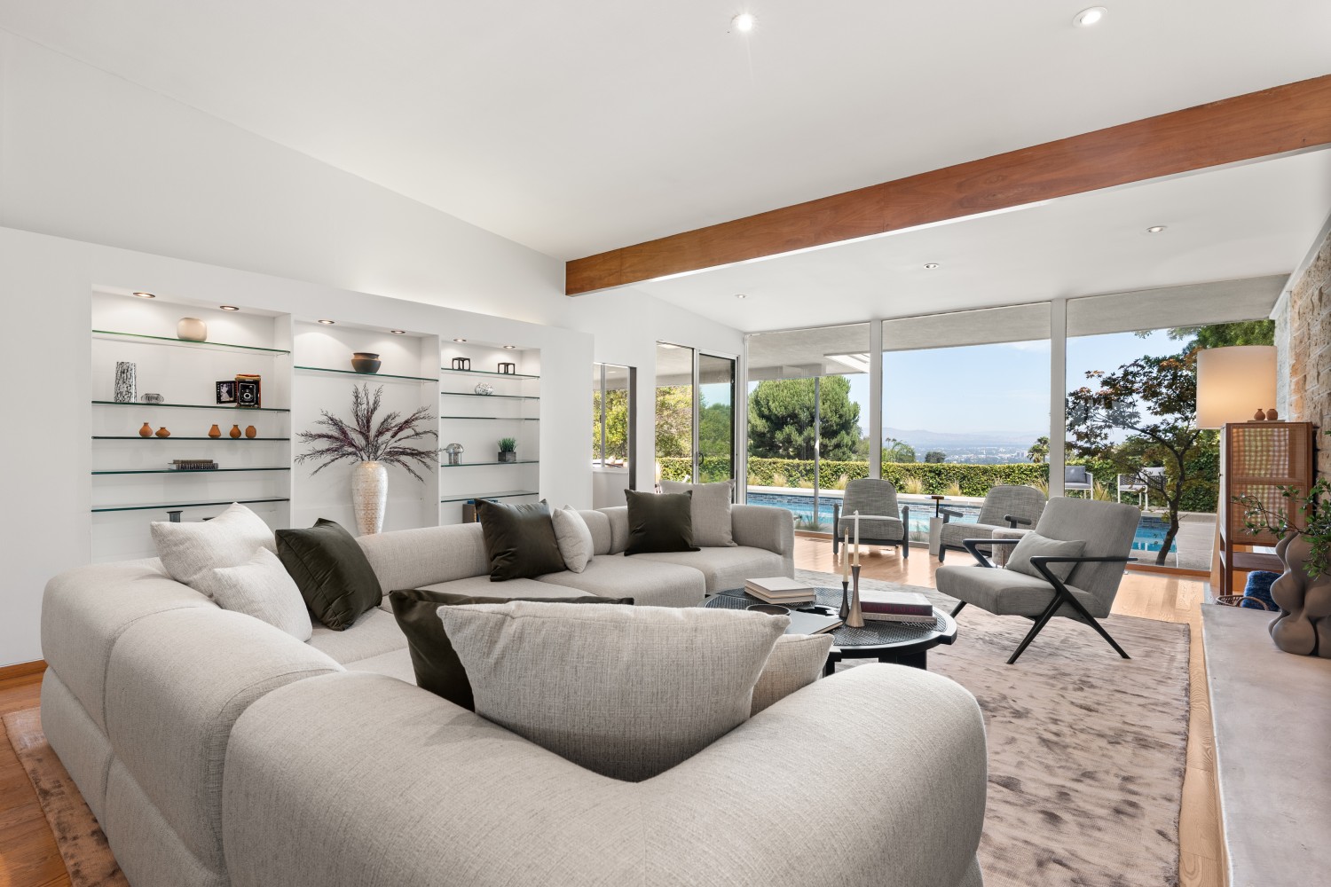 Elfyer - Sherman Oaks, CA House - For Sale