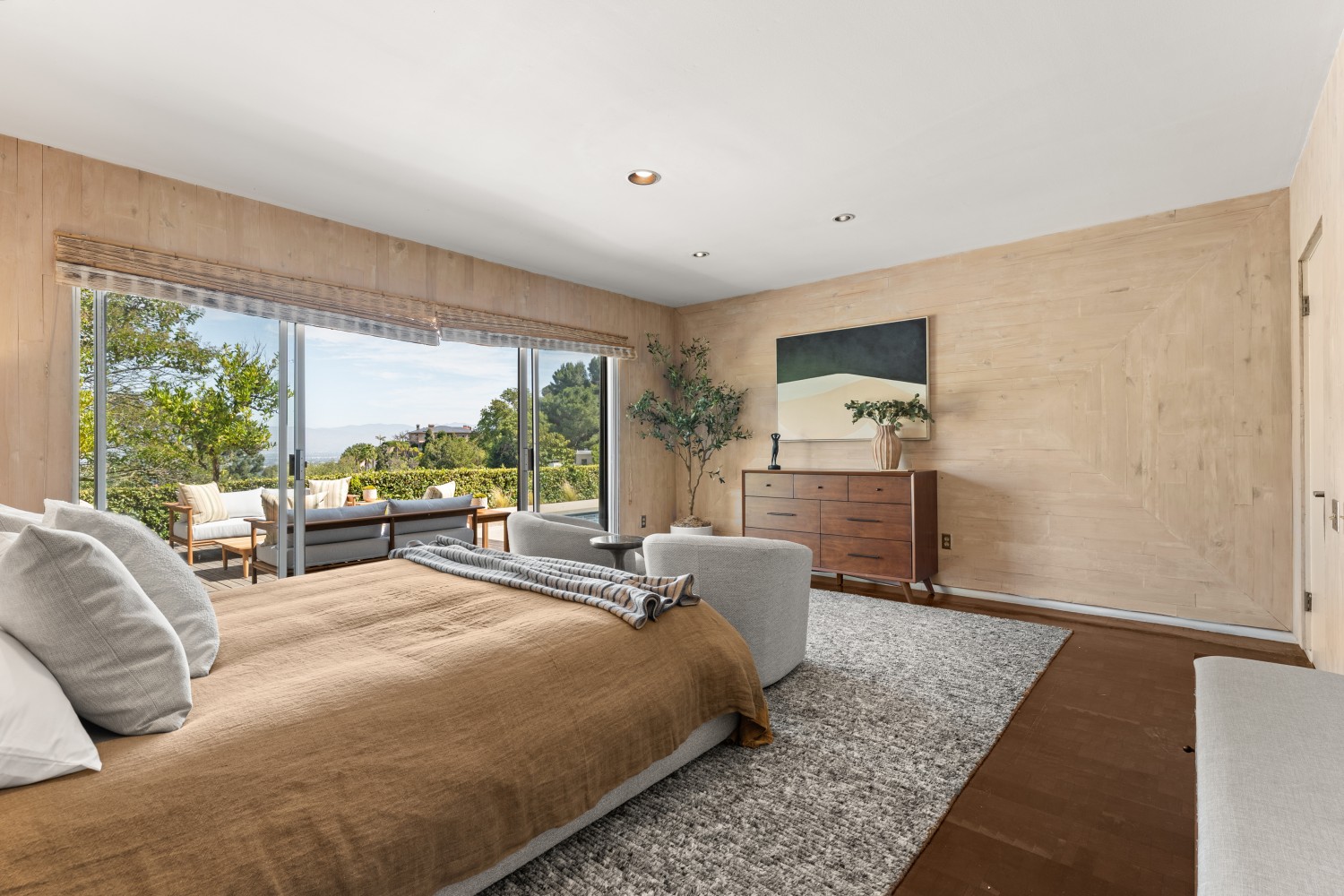 Elfyer - Sherman Oaks, CA House - For Sale