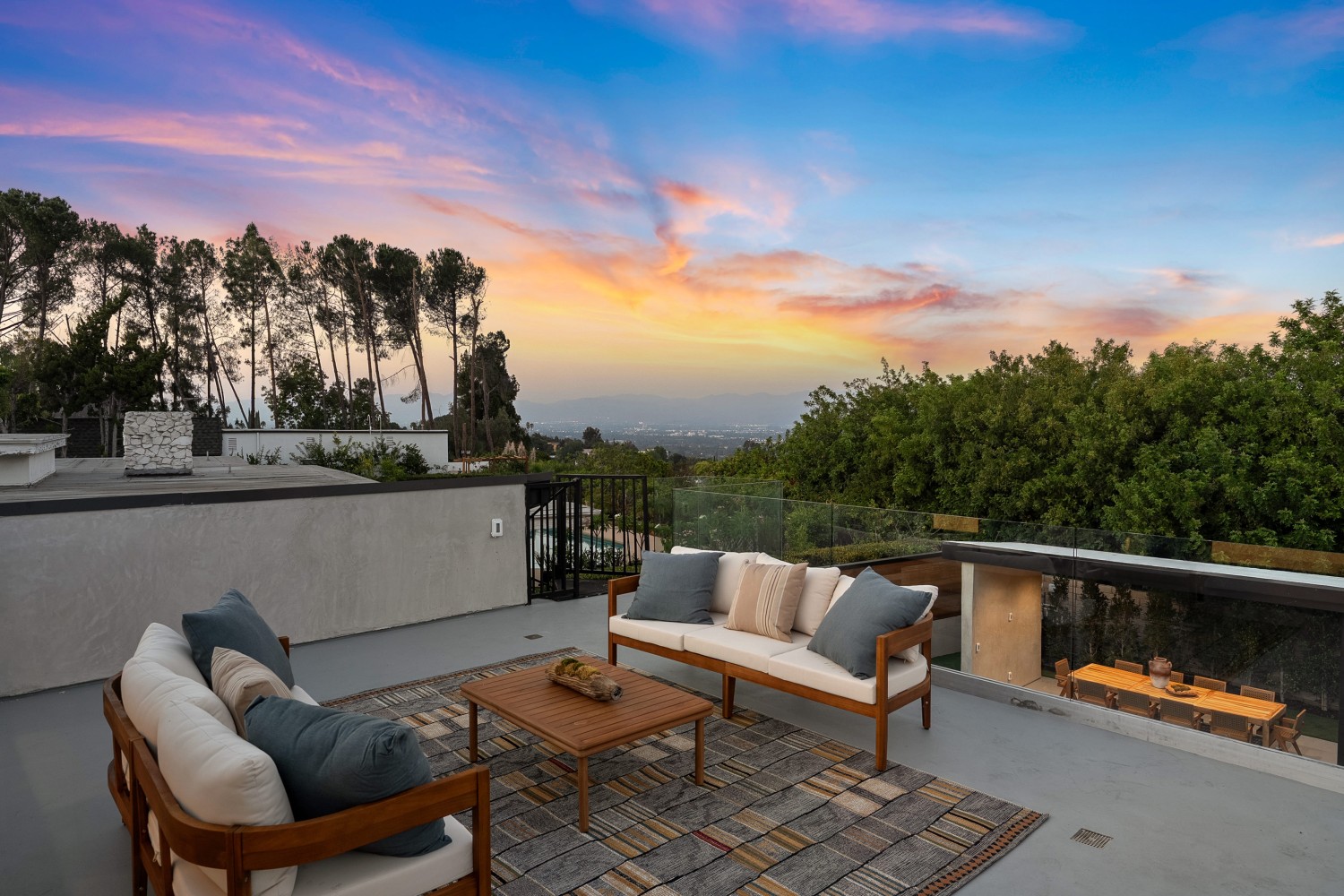 Elfyer - Encino, CA House - For Sale