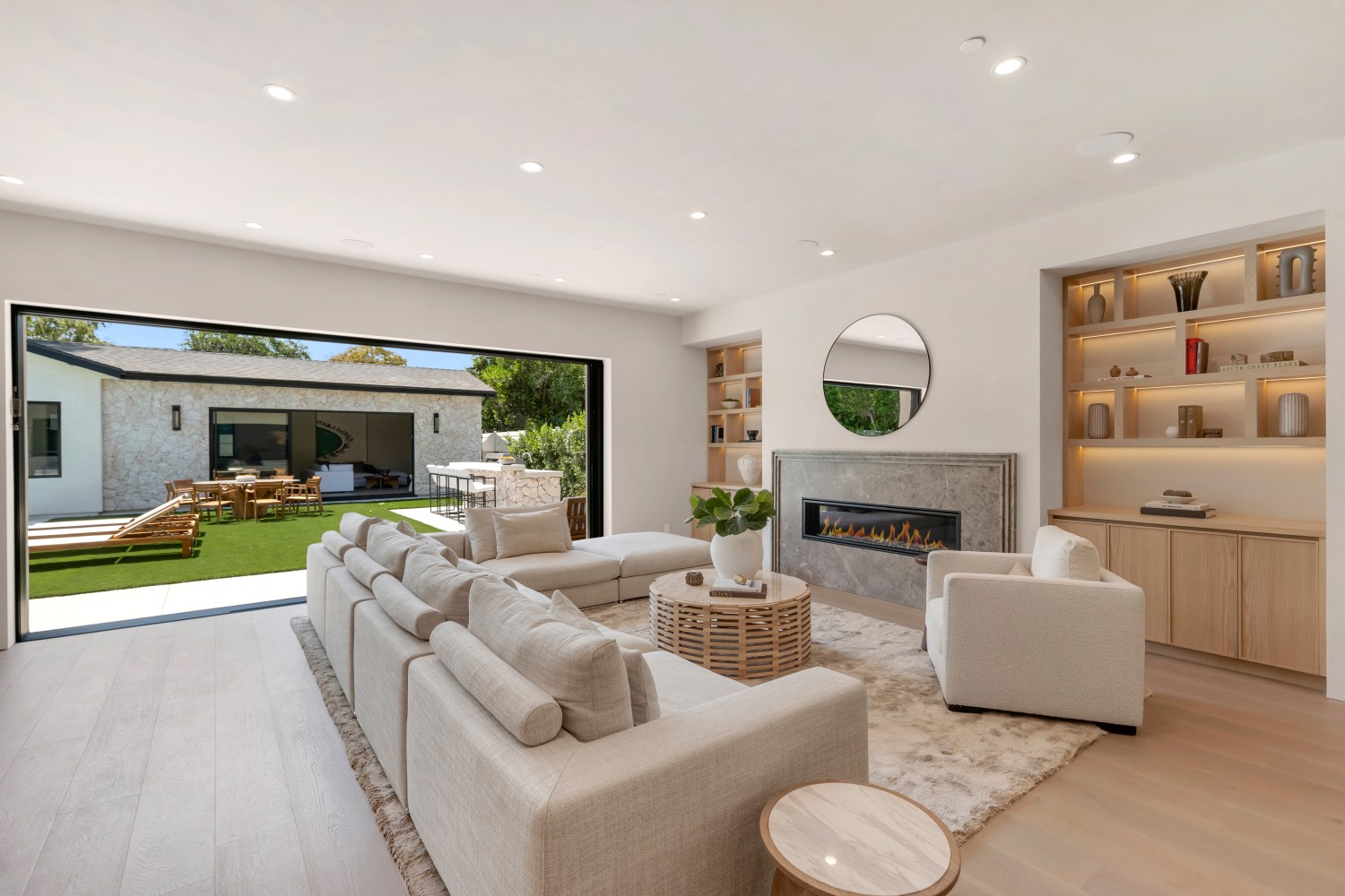 Elfyer - Studio City, CA House - For Sale