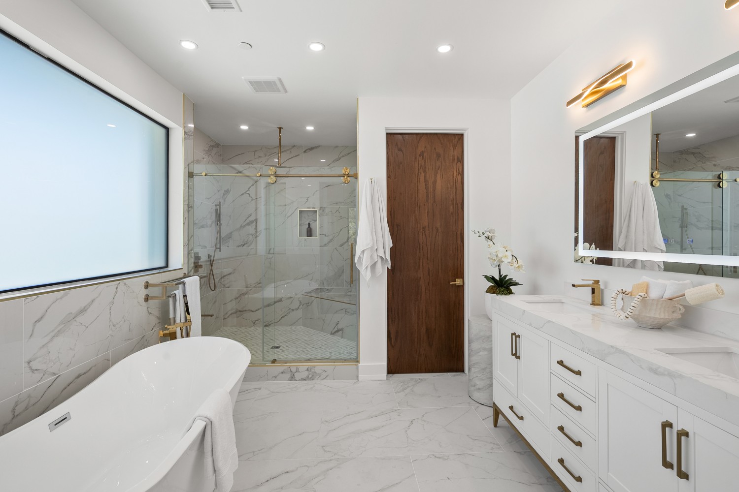 Elfyer - Sherman Oaks, CA House - For Sale