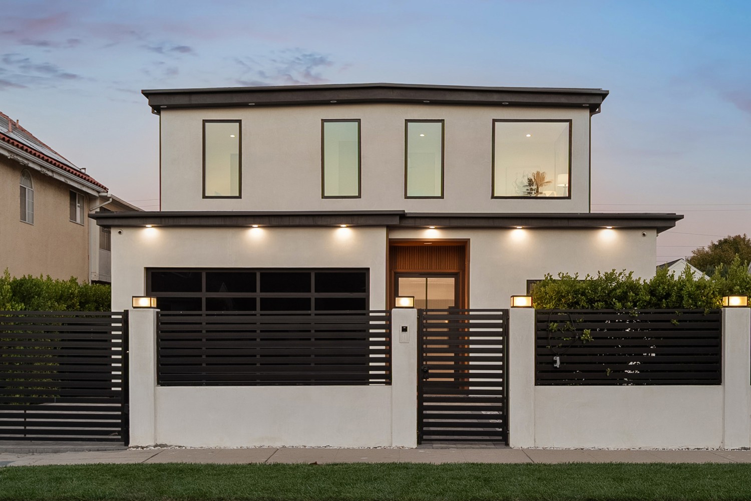 Elfyer - Sherman Oaks, CA House - For Sale