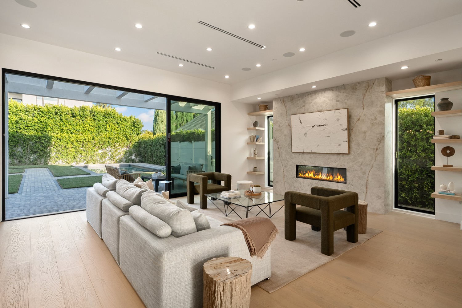 Elfyer - Sherman Oaks, CA House - For Sale