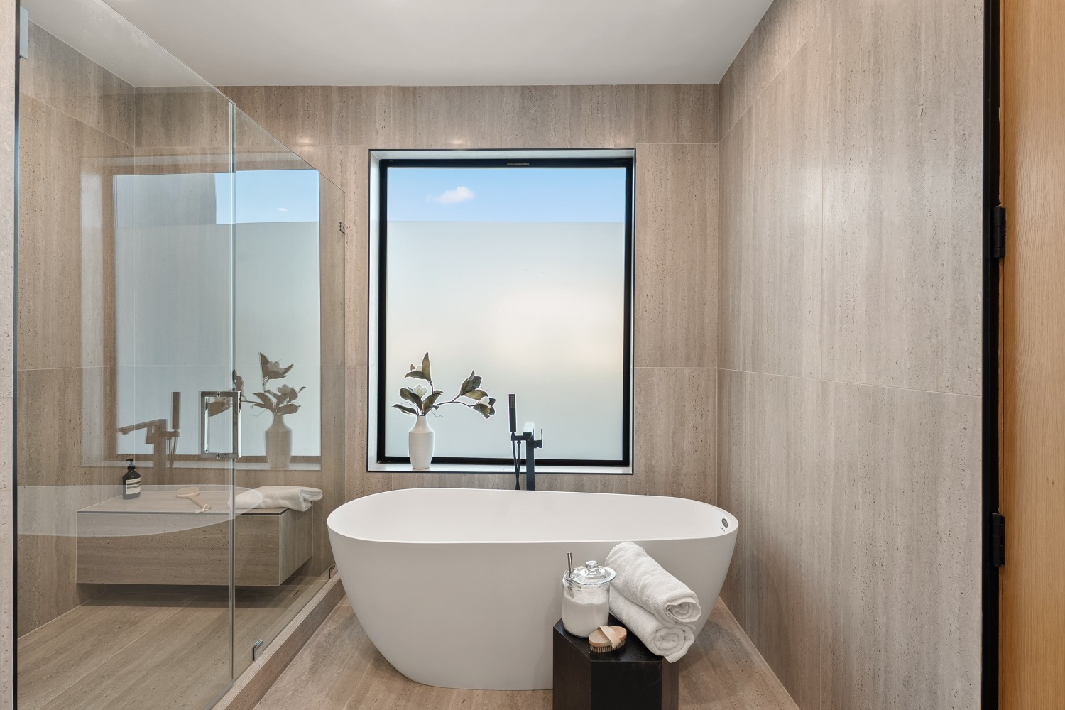 Elfyer - Sherman Oaks, CA House - For Sale