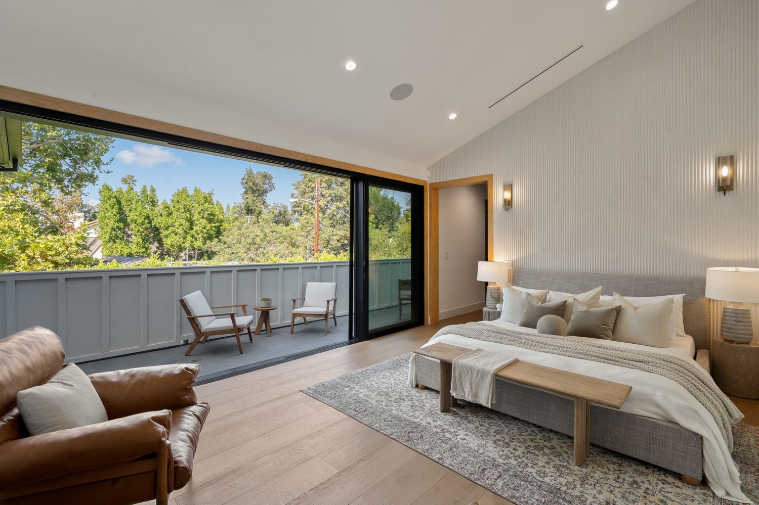 Elfyer - Sherman Oaks, CA House - For Sale