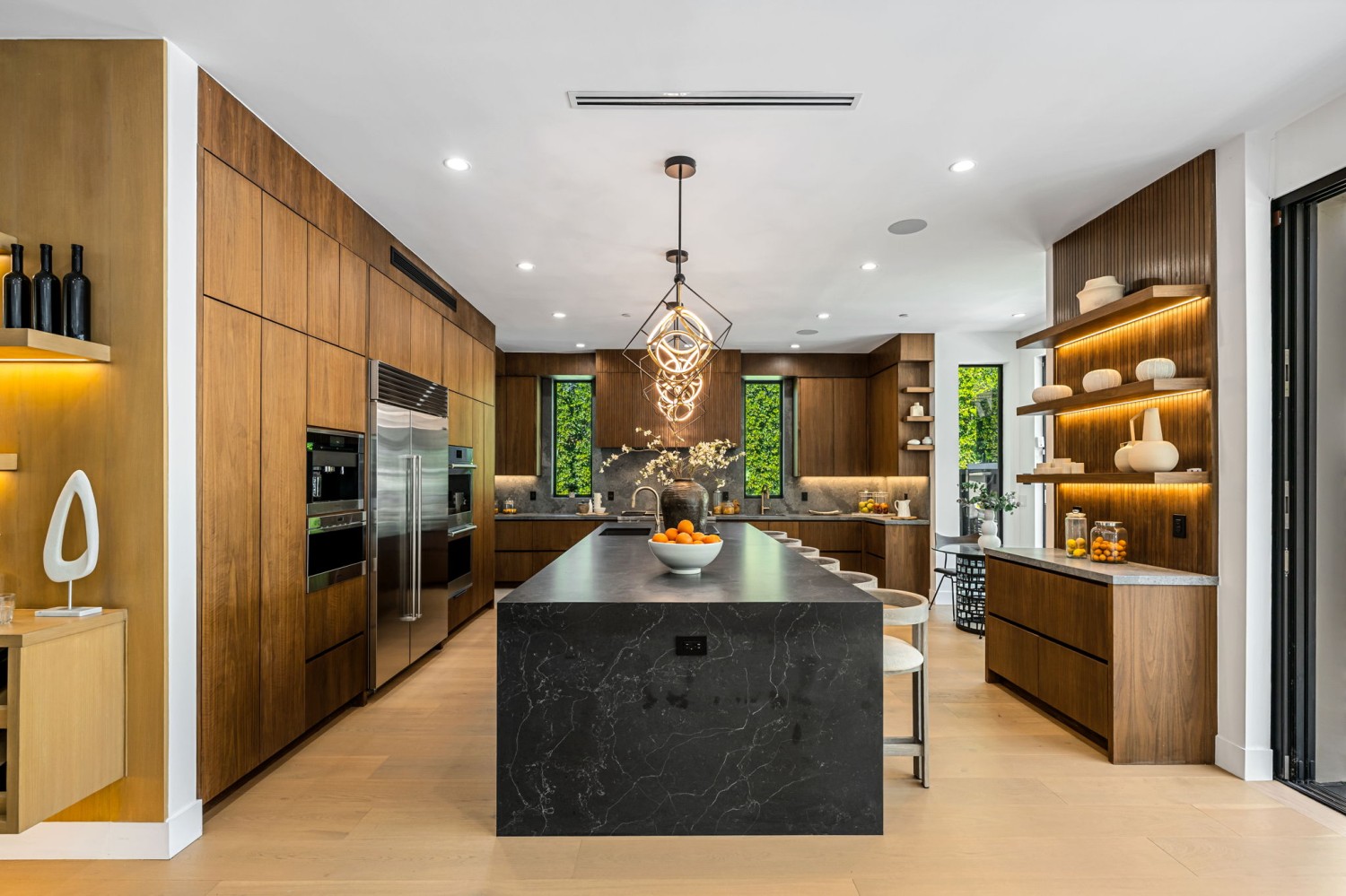 Elfyer - Tarzana, CA House - For Sale